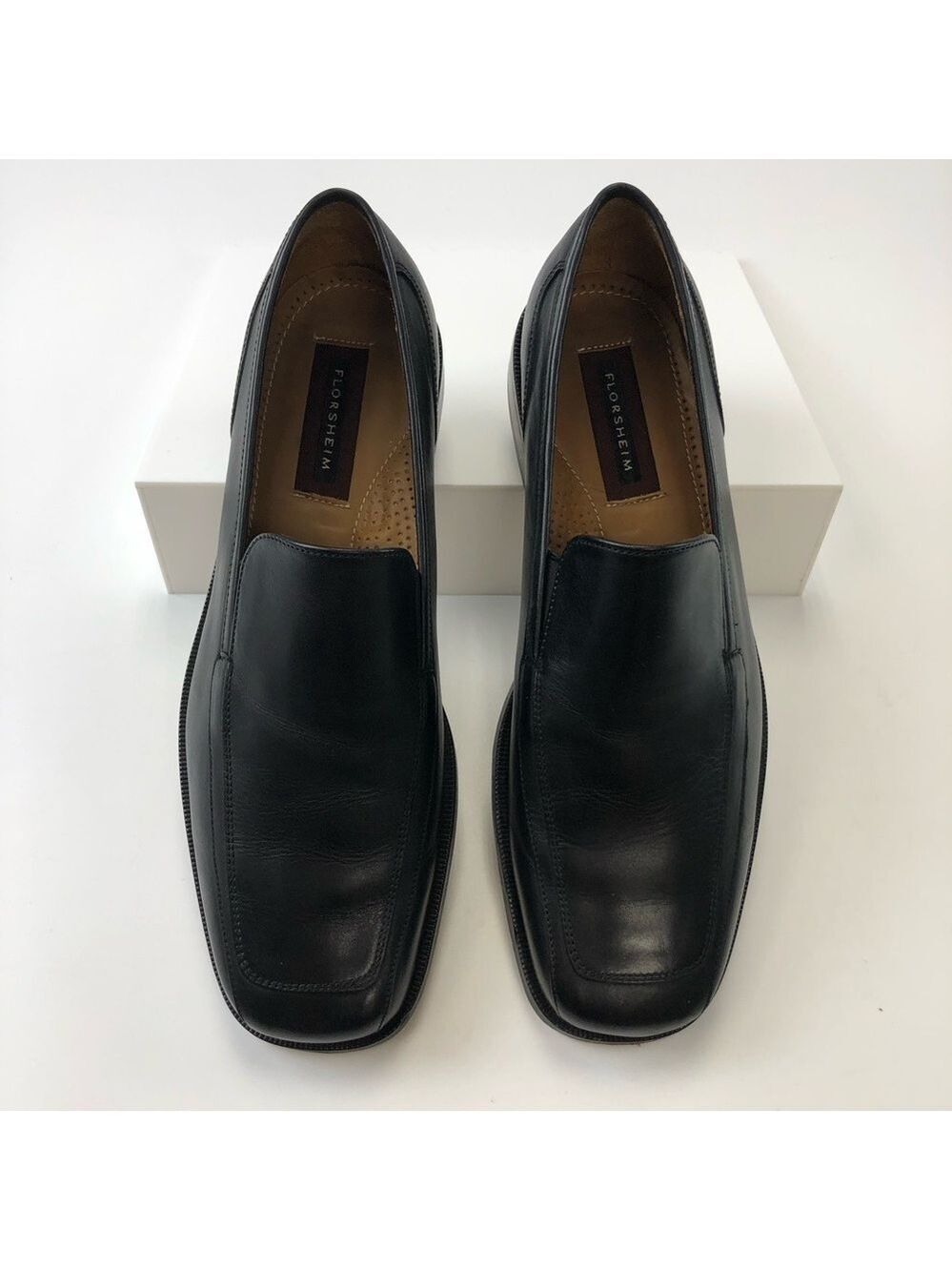 Florsheim mens black loafer Size 11D leather slip on Workwear Professional